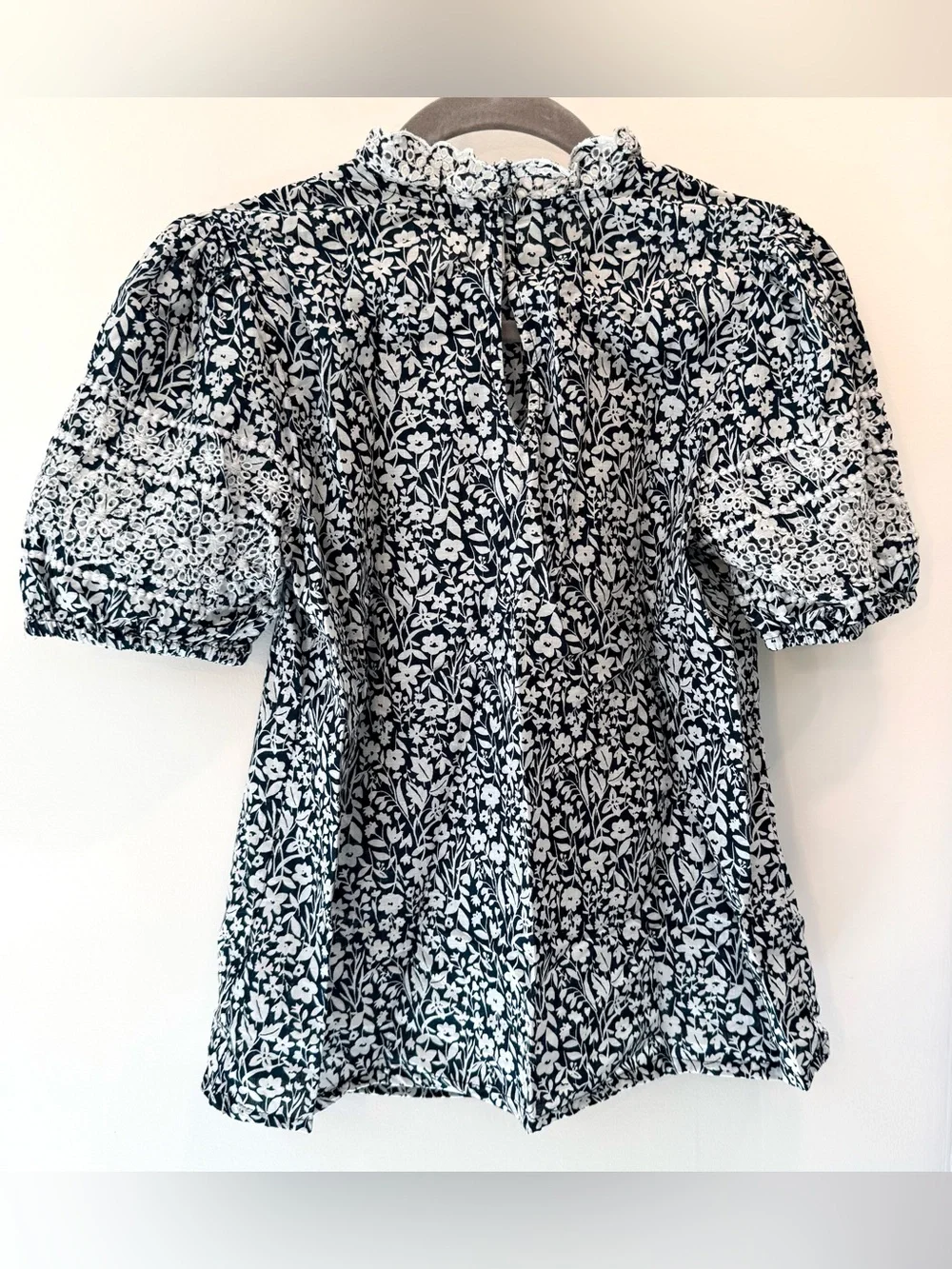 Boden Navy & White Floral Puff-Sleeve Blouse